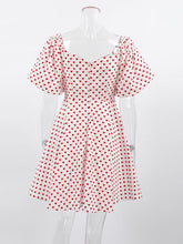 Robe courte à épaules dénudées Christine